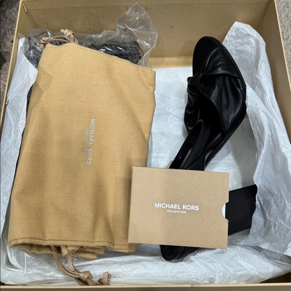 Michael Kors Collection Gabrielle Runway Black Leather Heeled Sandal Size 10.5 - Picture 8 of 9